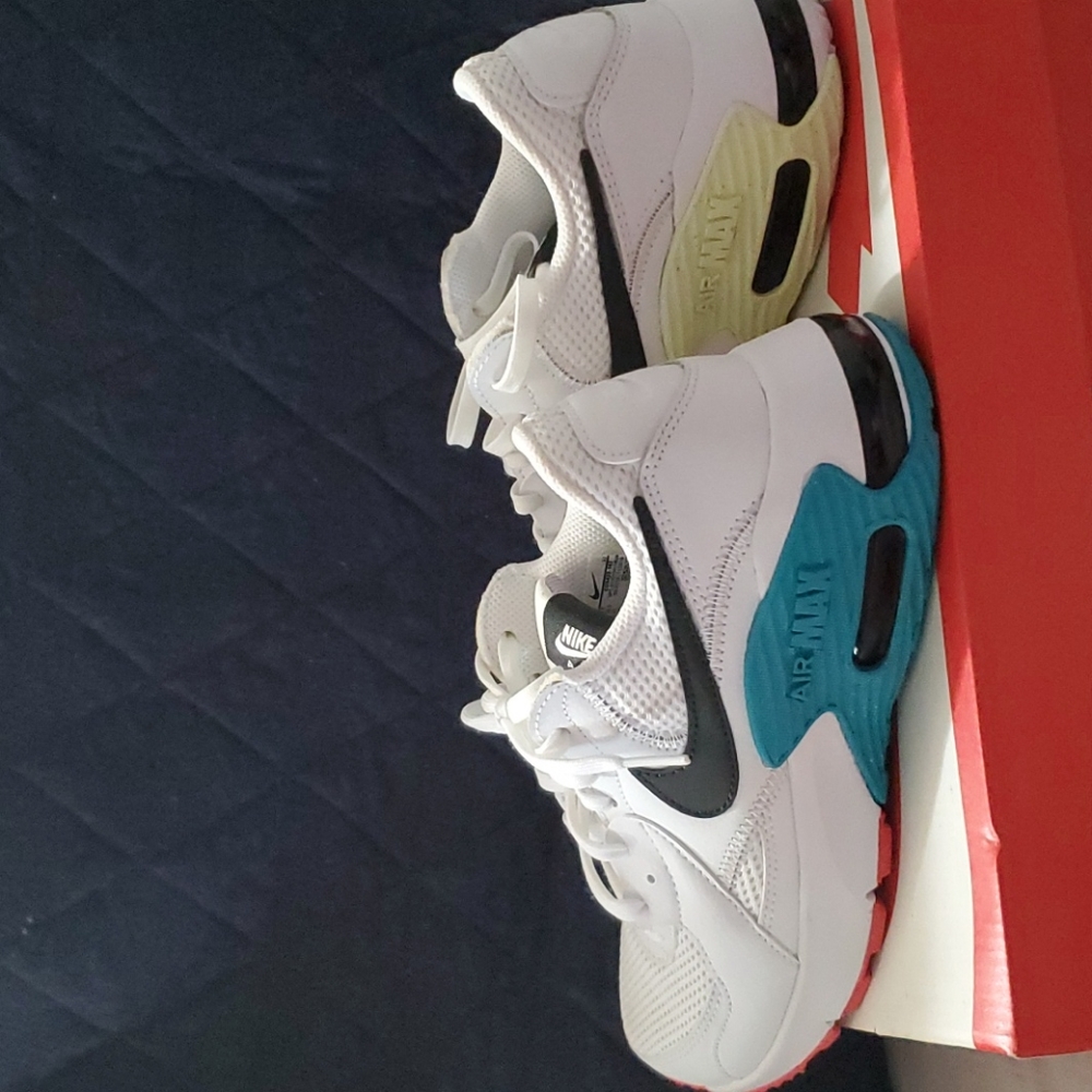 Nike air max